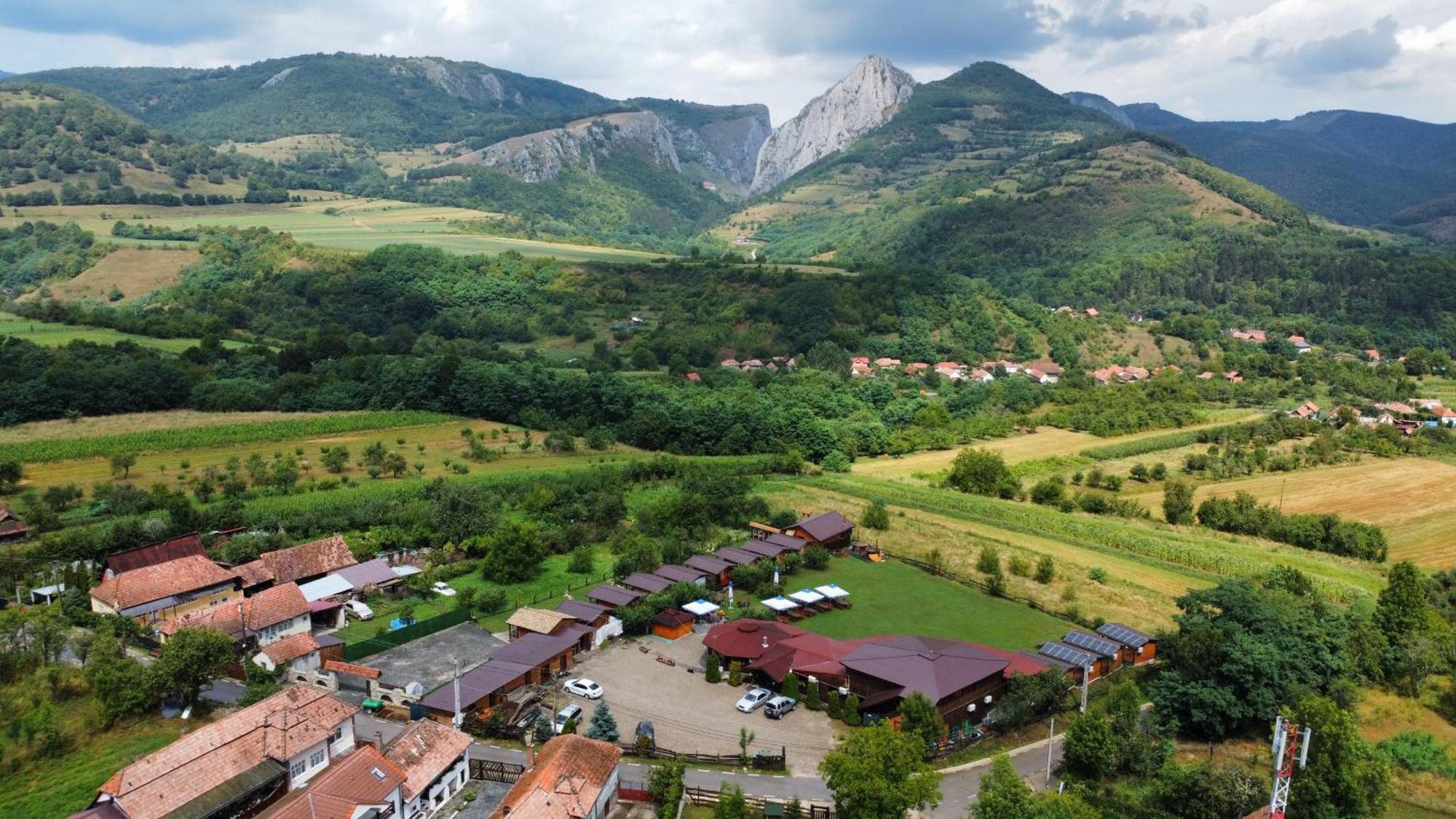 Pensiunea Bodrogeni Poiana Aiudului Extérieur photo